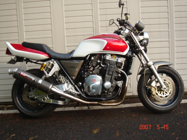 CB1000�����V����