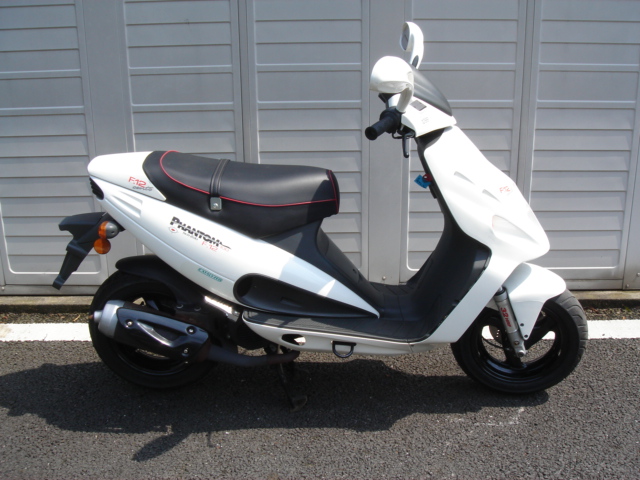 �}���O�[�e�B�[�t�@���g���P�O�O