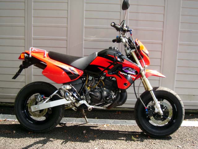 �j�r�q�|?�@�W�O��