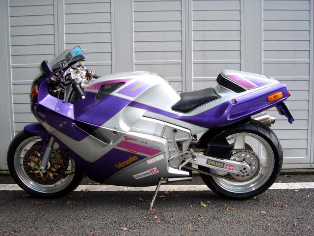 �r���[�^�[�x�a�P�O�@�f�B�G�V�[��