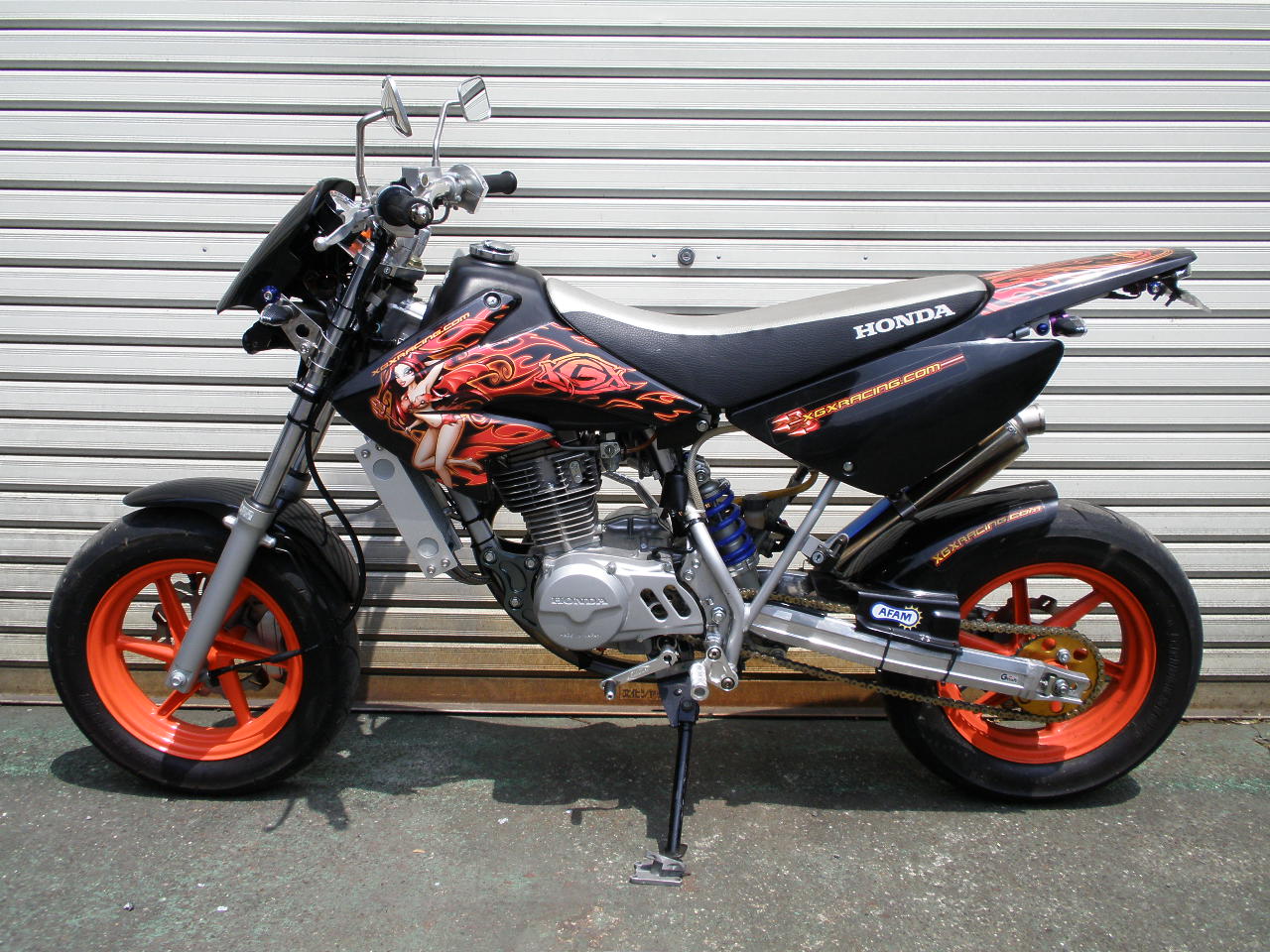 X�q�T�O���@�P�Q�T����