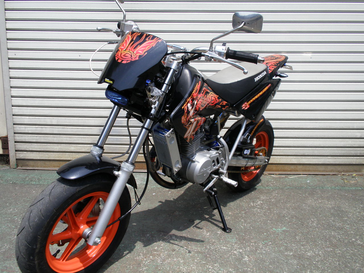 X�q�T�O���@�P�Q�T����