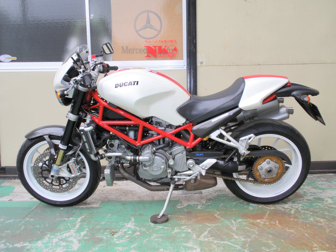 �r�S�q�r�e�X�^�X�g���b�^