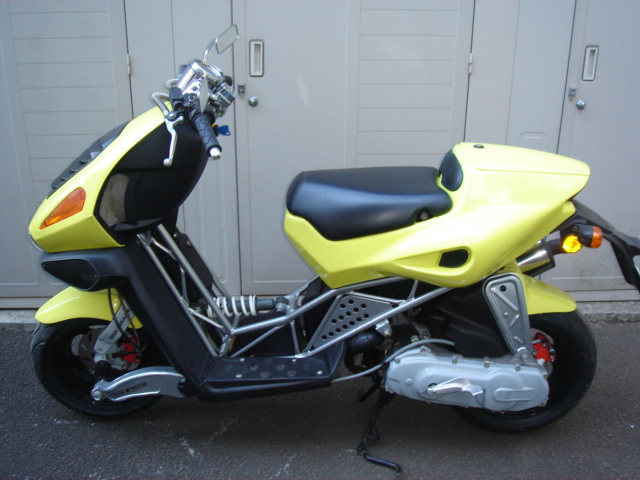 �C�^���W�F�b�g�@�h���b�N�X�^�[�T�O