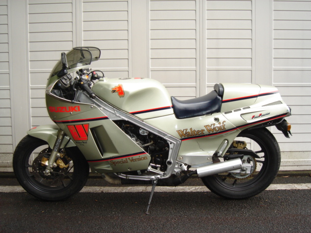 �q�f�S�O�O���@�Ԍ����Q�P�N�T��