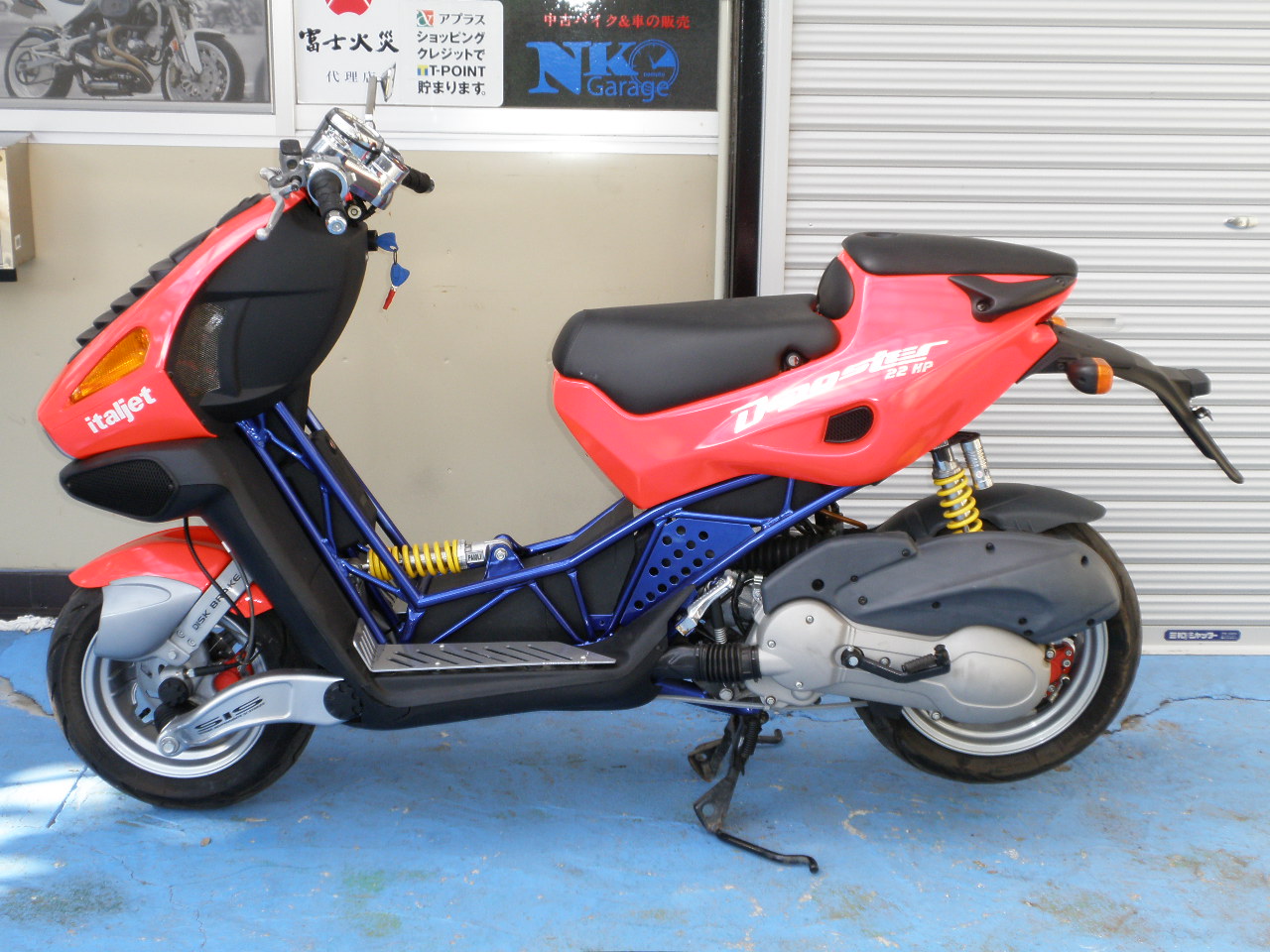 �C�^���W�F�b�g�@�h���b�N�X�^�[�P�W�O