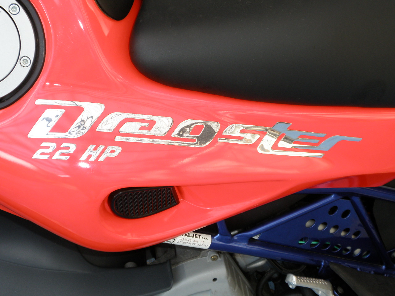 �C�^���W�F�b�g�@�h���b�N�X�^�[�P�W�O